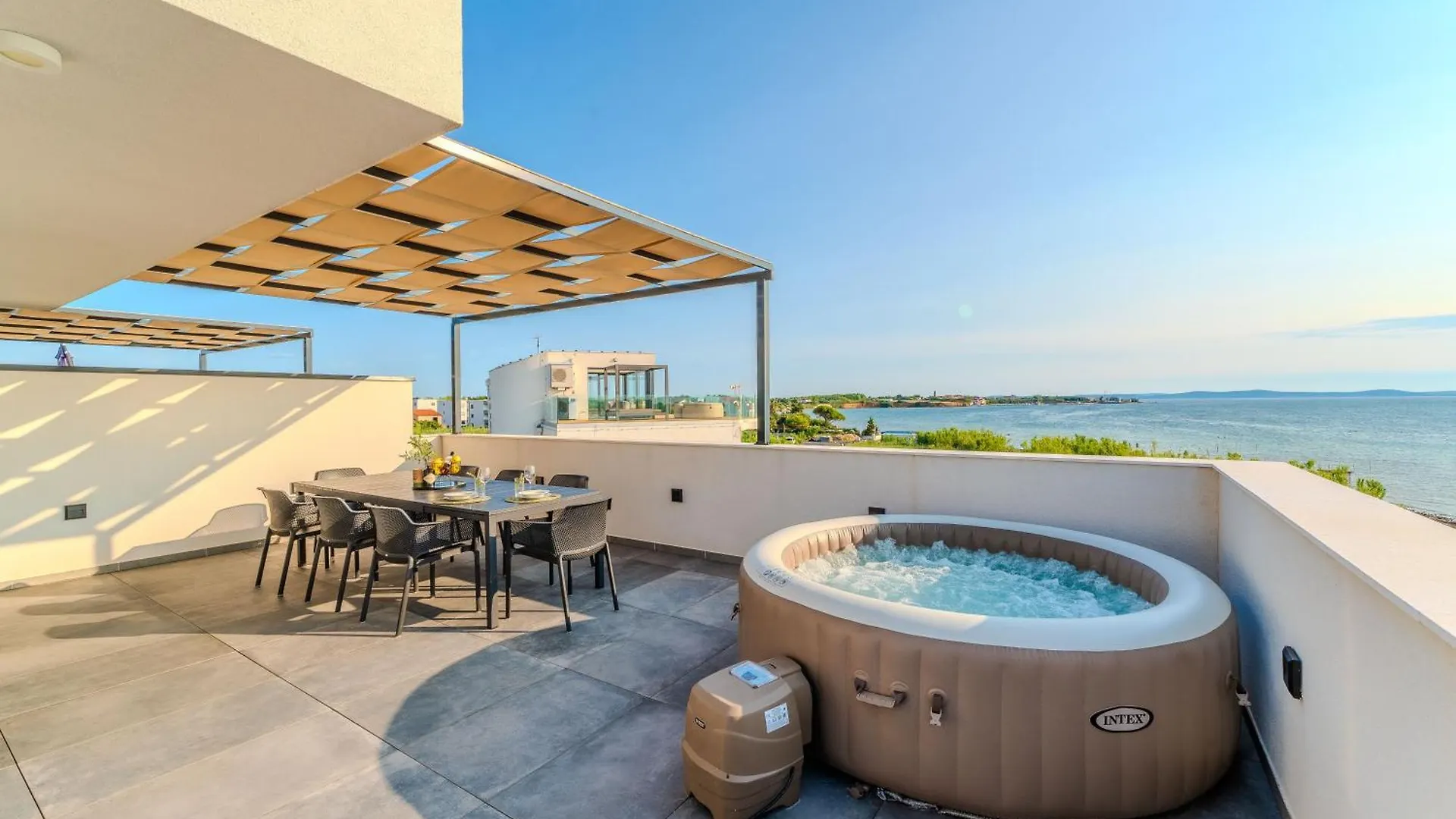 Beachfront Villa Jugo With Seaview Privlaka